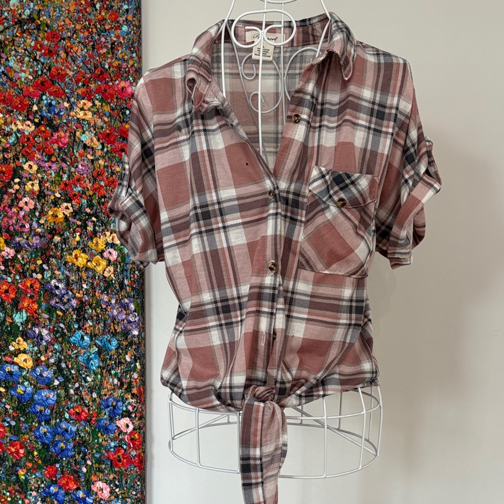 Passport Plaid Shirt in Red and Black
